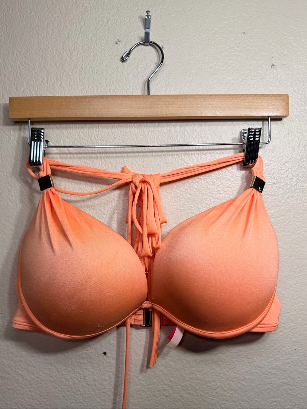 Victoria's Secret Extreme Peach Push Up Bikini Top 36D Beach Swim Vacation